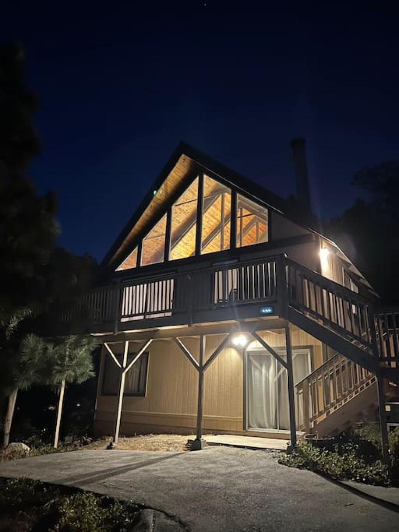 Ev Level 2, Pets Welcome At Sunset Ridge * Lake Arrowhead